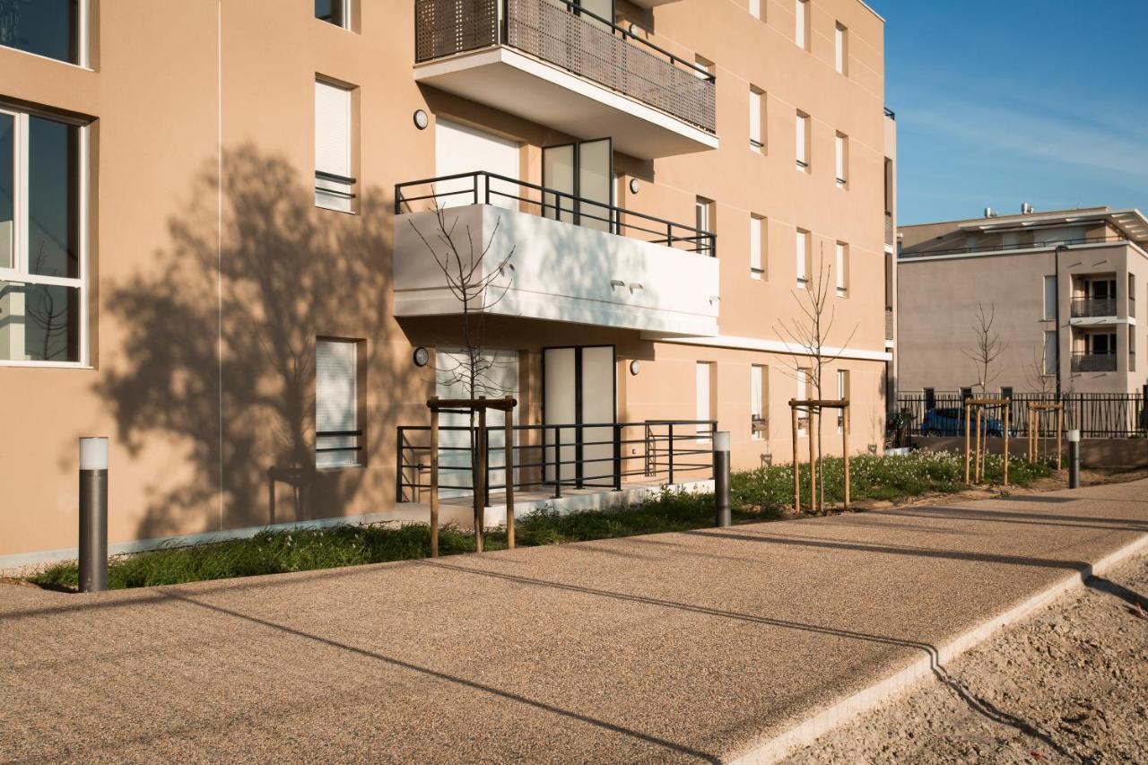 Zenao Appart'Hotels Villeneuve-lès-Avignon Exteriör bild