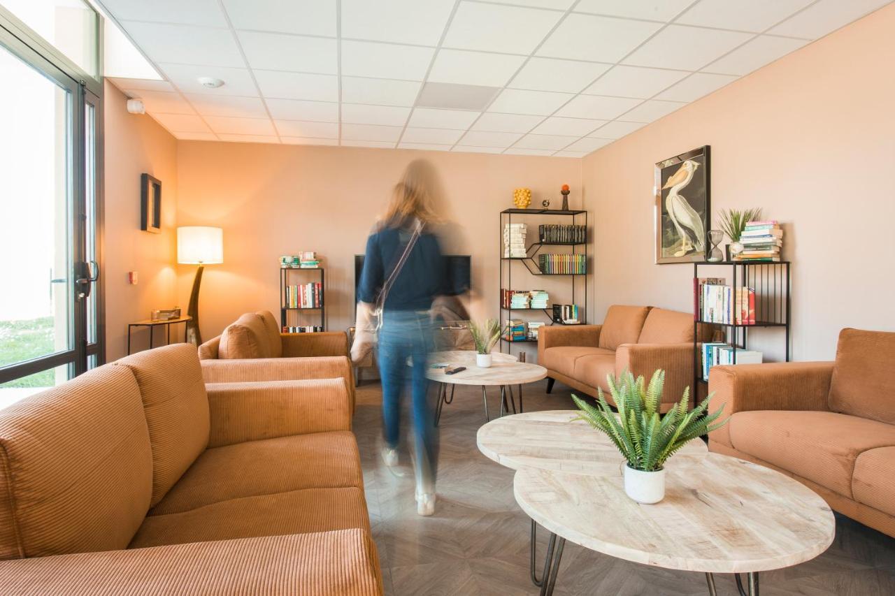 Zenao Appart'Hotels Villeneuve-lès-Avignon Exteriör bild
